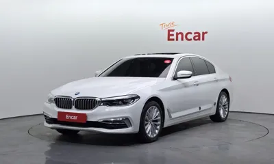 BMW 5-Series · 2018 год