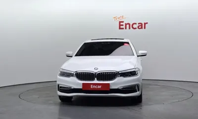 BMW 5-Series 2018, 98335 км, за 16988.38 USD
