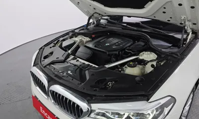 BMW 5-Series 2018, 98335 км, за 16870.16 USD - фото 6