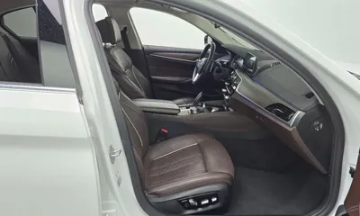 BMW 5-Series 2018, 98335 км, за 16870.16 USD - фото 11