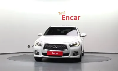 Infiniti Q50 2015, 116811 км, за 3773.1 USD