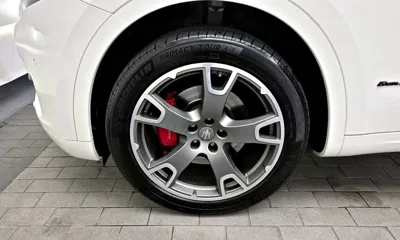 Maserati Levante 2019, 69183 км, за 27941.85 USD