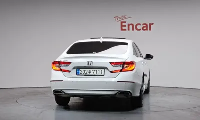 Honda Accord 2021, 75846 км, за 16519.05 USD