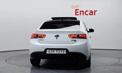Kia Porte 2013, 97481 км, за 2775.02 USD