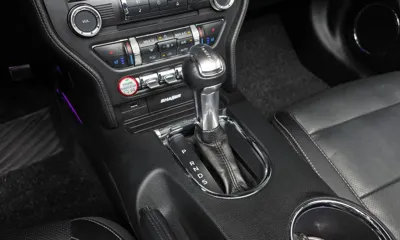 Ford Mustang 2017, 97431 км, за 14476.48 USD - фото 9