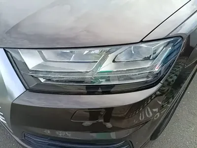 Audi Q7 2016, 139800 км, за 17760.1 USD - фото 18