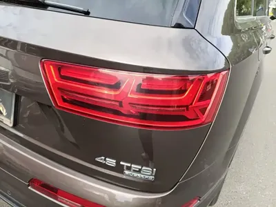 Audi Q7 2016, 139800 км, за 17760.1 USD - фото 24
