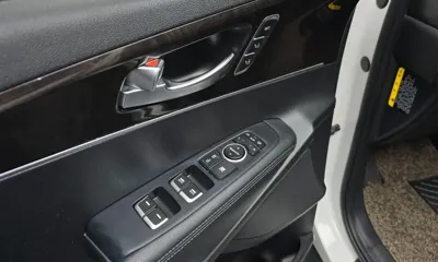 Kia Sorento 2016, 138355 км, за 8198.77 USD - фото 15