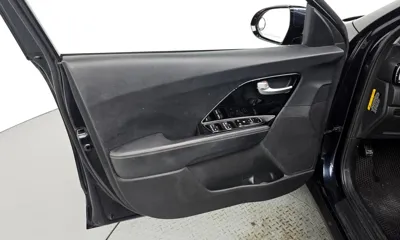 Kia Niro 2017, 168623 км, за 5817.03 USD - фото 24