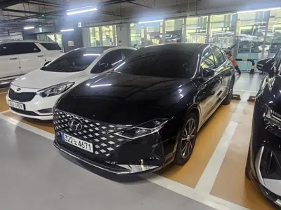 Hyundai Grandeur 2023, 89000 км, за 13993.61 USD