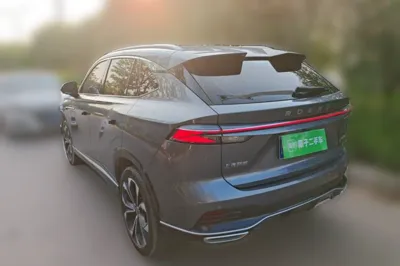 Roewe RX5 2023, 9300 км, за 9909 USD