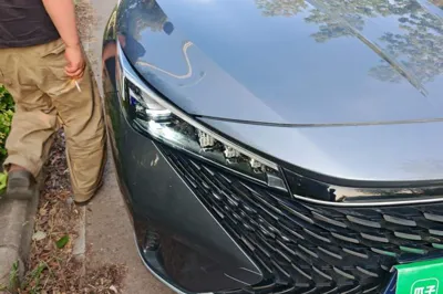Roewe RX5 2023, 9300 км, за 9909 USD - фото 7