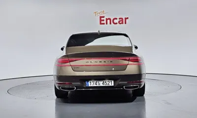 Genesis G90 2022, 66979 км, за 37417.19 USD