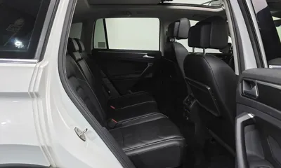 Volkswagen Tiguan 2020, 46723 км, за 21005.65 USD - фото 11
