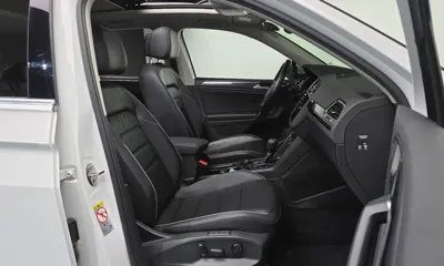 Volkswagen Tiguan 2020, 46723 км, за 21005.65 USD - фото 26
