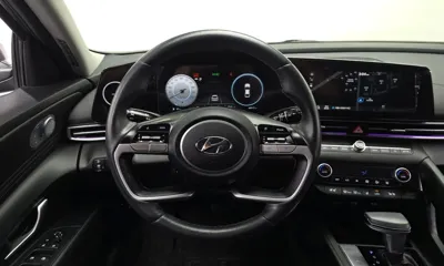 Hyundai Avante 2022, 60517 км, за 14854.05 USD - фото 13