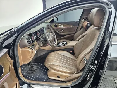 Mercedes-Benz E-Class 2019, 105198 км, за 13062.89 USD