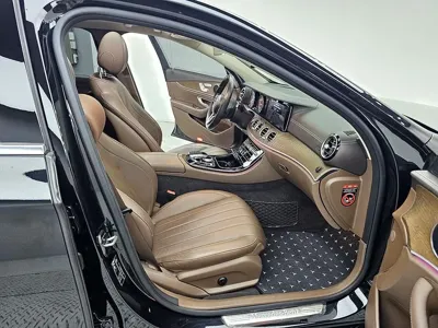 Mercedes-Benz E-Class 2019, 105198 км, за 13062.89 USD - фото 8