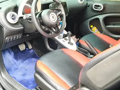 Smart Smart Fortwo 2016, 77400 км, за 5517.84 USD - фото 8