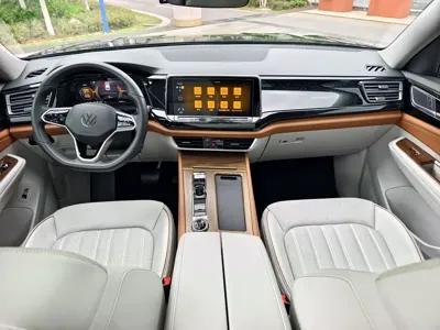 Volkswagen Teramont 2022, 63000 км, за 23314.34 USD - фото 9