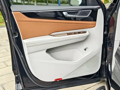 Volkswagen Teramont 2022, 63000 км, за 23314.34 USD - фото 10