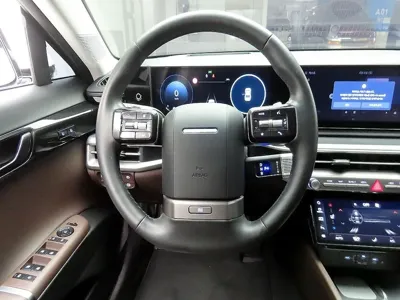 Hyundai Grandeur 2023, 87898 км, за 20888.43 USD - фото 7