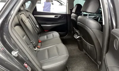 Hyundai Grandeur 2021, 83194 км, за 13395.47 USD - фото 12