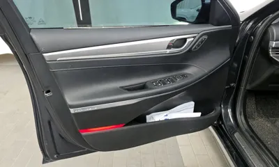 Hyundai Grandeur 2021, 83194 км, за 13395.47 USD - фото 24
