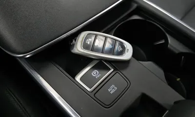 Hyundai Grandeur 2021, 83194 км, за 13395.47 USD - фото 30