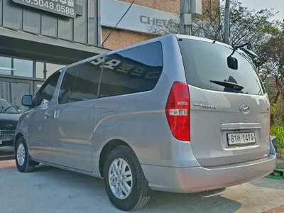 Hyundai Starex 2018, 175363 км, за 7100.98 USD