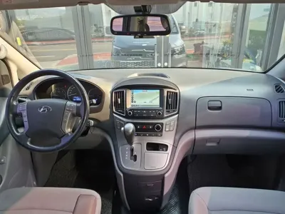 Hyundai Starex 2018, 175363 км, за 7100.98 USD