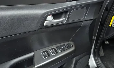 Kia Sportage 2016, 138086 км, за 7811.47 USD - фото 17