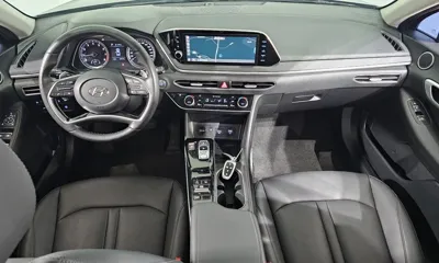 Hyundai Sonata 2020, 89818 км, за 11093.61 USD - фото 7