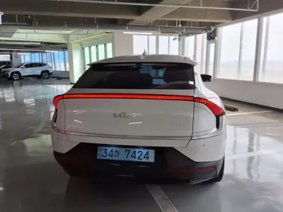 Kia EV6 2023, 121370 км, за 4174.87 USD - фото 6