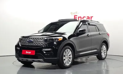 Ford Explorer · 2021 год