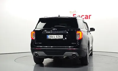 Ford Explorer 2021, 66481 км, за 16345.02 USD