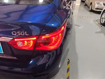 Infiniti Q50L 2016, 102100 км, за 7533.7 USD - фото 8