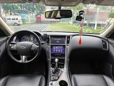 Infiniti Q50L 2016, 102100 км, за 7533.7 USD - фото 10