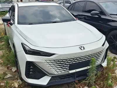 Changan UNI-V · 2023 год