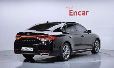 Hyundai Grandeur 2018, 136407 км, за 5710.91 USD