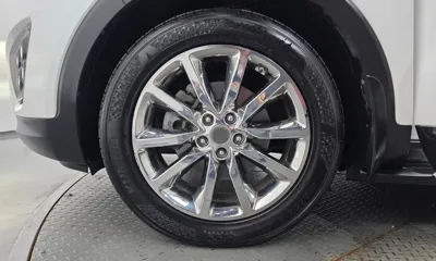 Kia Sorento 2015, 91530 км, за 9189.97 USD