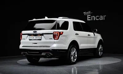 Ford Explorer 2018, 111837 км, за 11059.59 USD