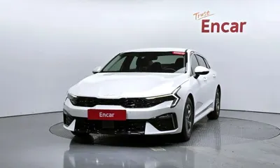 Kia K5 2024, 65069 км, за 13154.42 USD