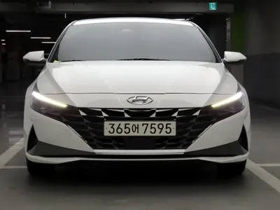 Hyundai Avante 2023, 46985 км, за 9518.78 USD