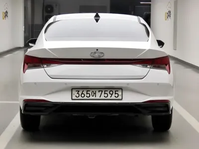 Hyundai Avante 2023, 46985 км, за 9518.78 USD