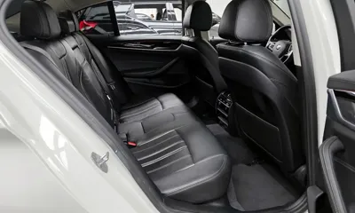 BMW 5-Series 2019, 65054 км, за 16377.27 USD - фото 12