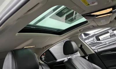 BMW 5-Series 2019, 65054 км, за 16377.27 USD - фото 17