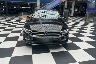Volkswagen Magotan 2020, 42500 км, за 15944 USD