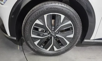 Kia EV6 2023, 56842 км, за 21367.74 USD