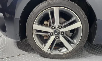 Kia K3 2017, 73496 км, за 7032.62 USD